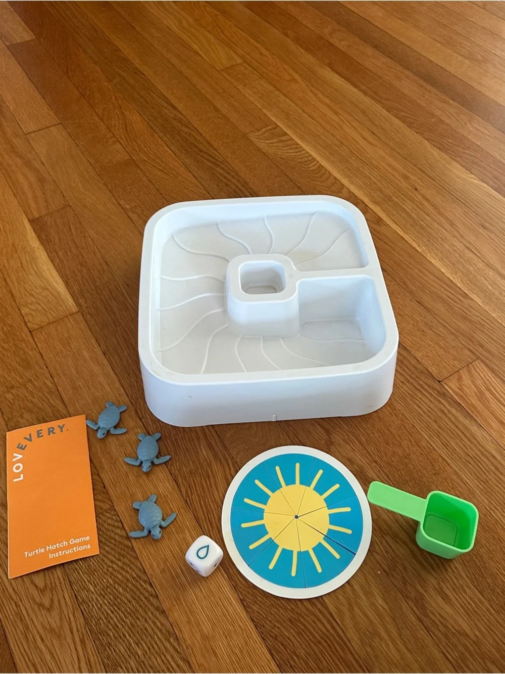Lovevery Turtle Hatch Game - White and Blue Kids Matching Game